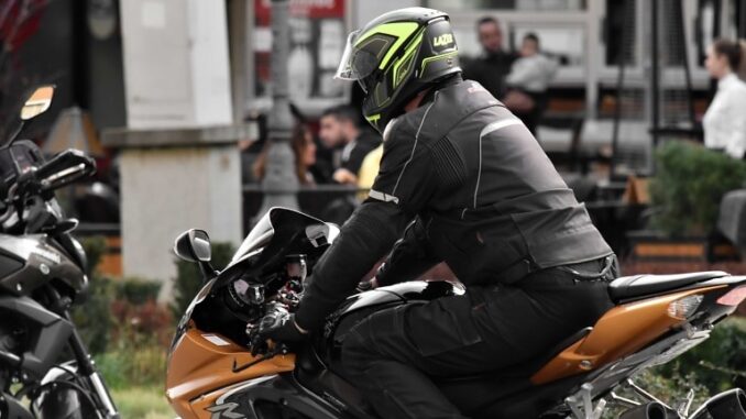 Motards En 2026 Le Guide Essentiel Pour Rouler En Règle Avec Sa Moto